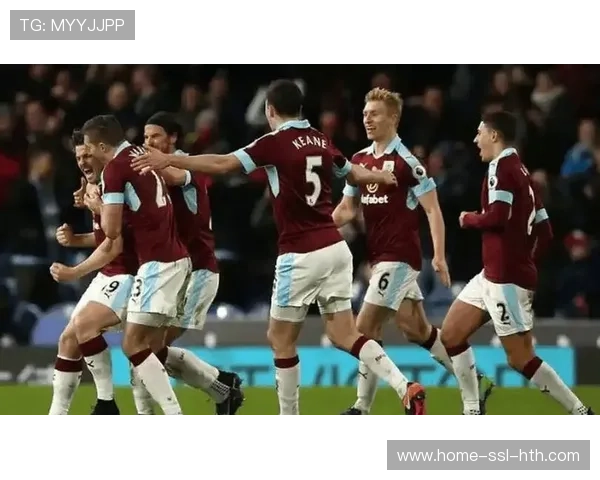 伯恩利热刺陷伤病潮，拉锯战平局可能性升高。