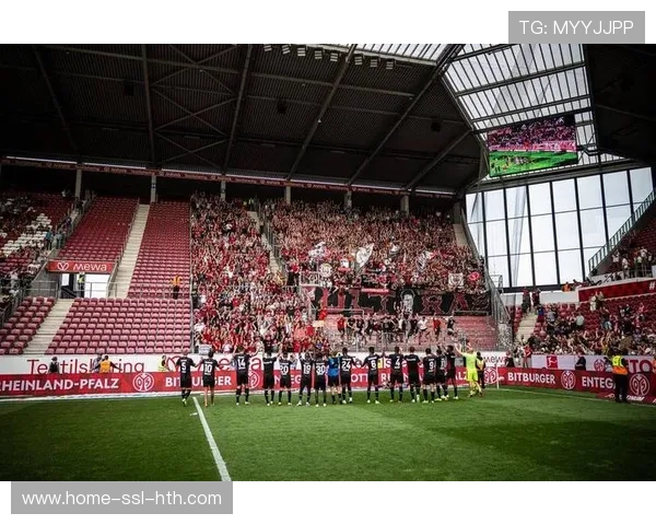 不莱梅vs拜仁保级队与榜首巨头对决，伤病阴影笼罩双方